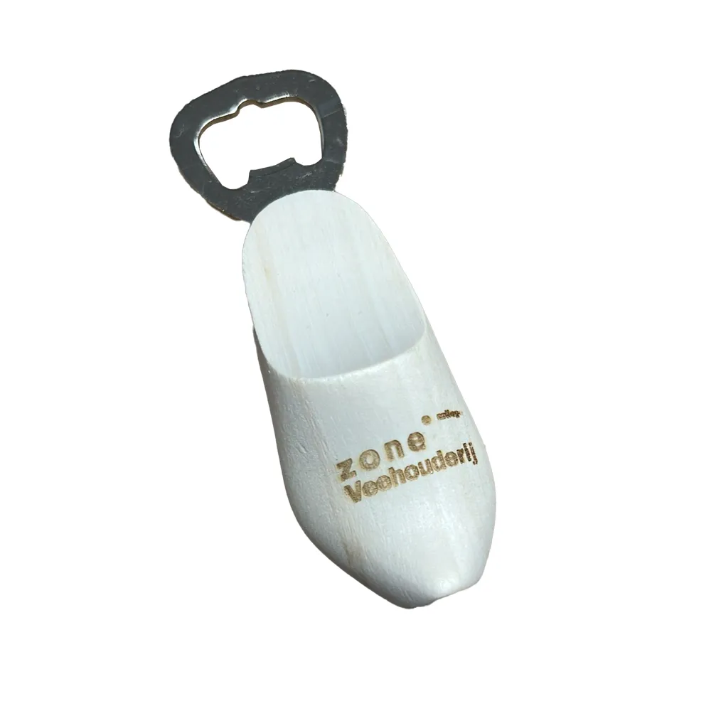 Klomp flesopener met logo gravering